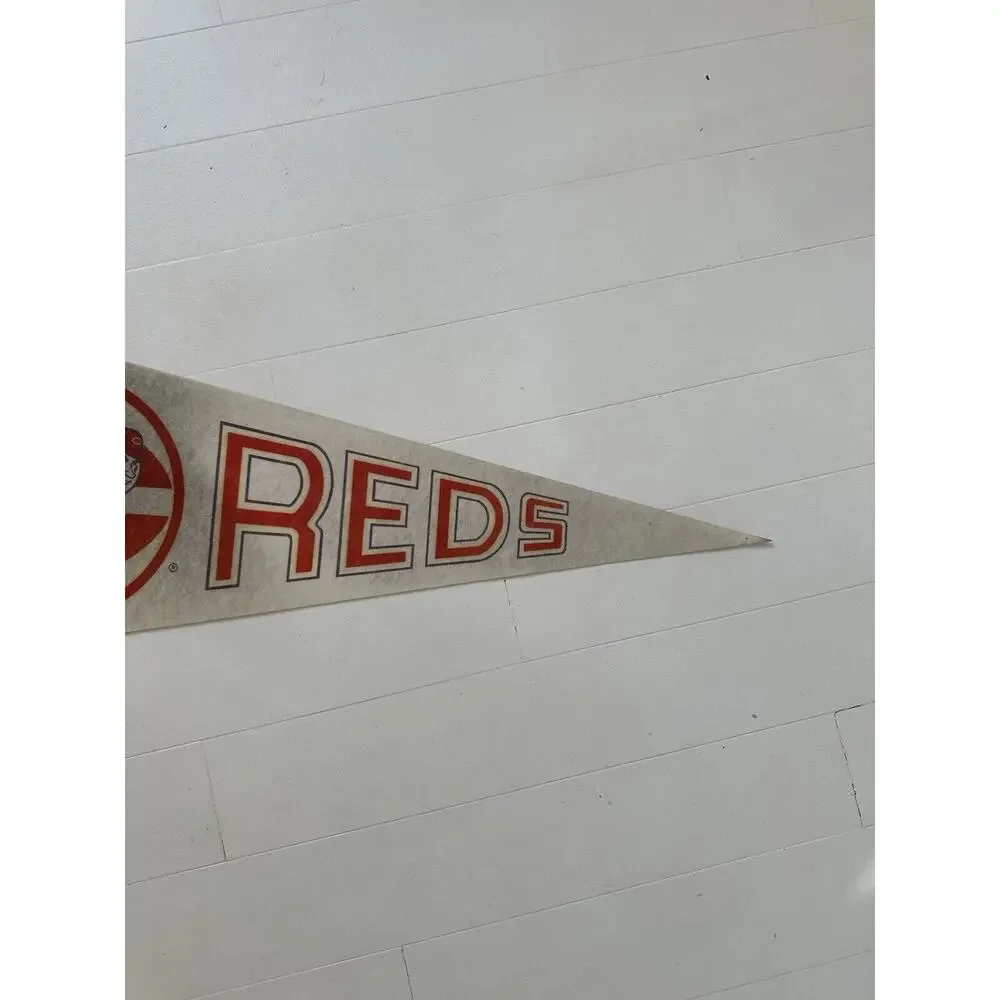 Vintage Cincinnati Reds Pennant Felt Wool